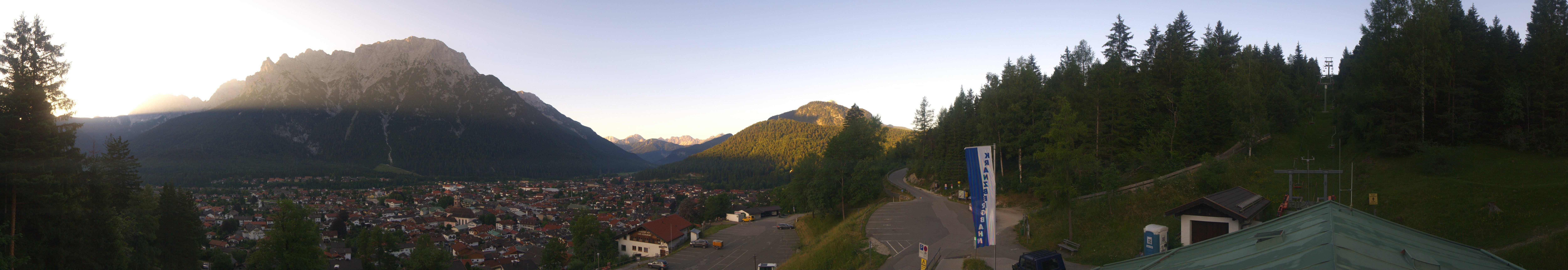 Archiv Foto Webcam Mittenwald Panoramablick