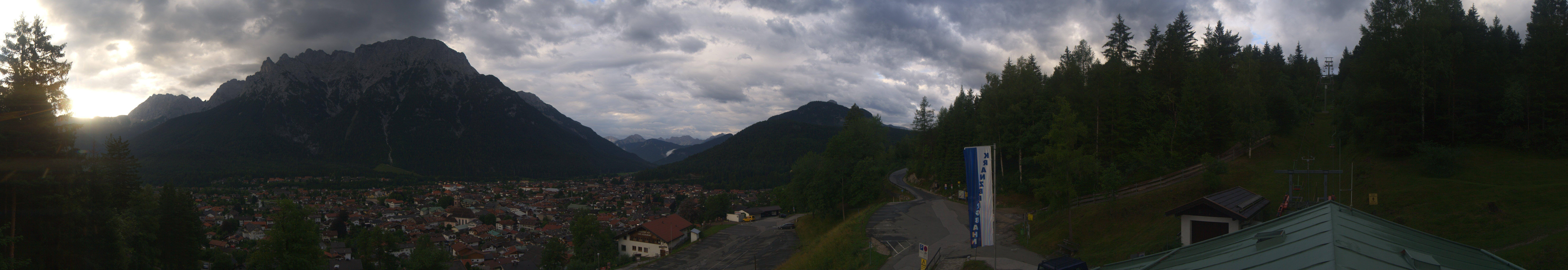 Archiv Foto Webcam Mittenwald Panoramablick
