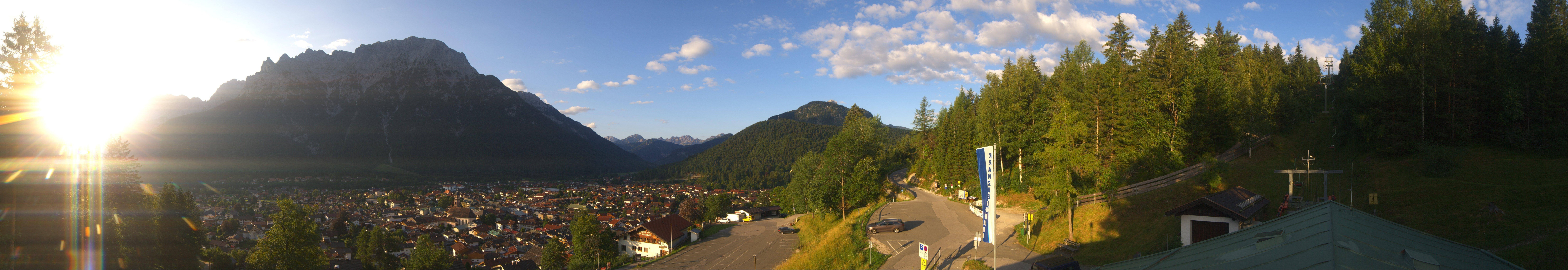 Archiv Foto Webcam Mittenwald Panoramablick