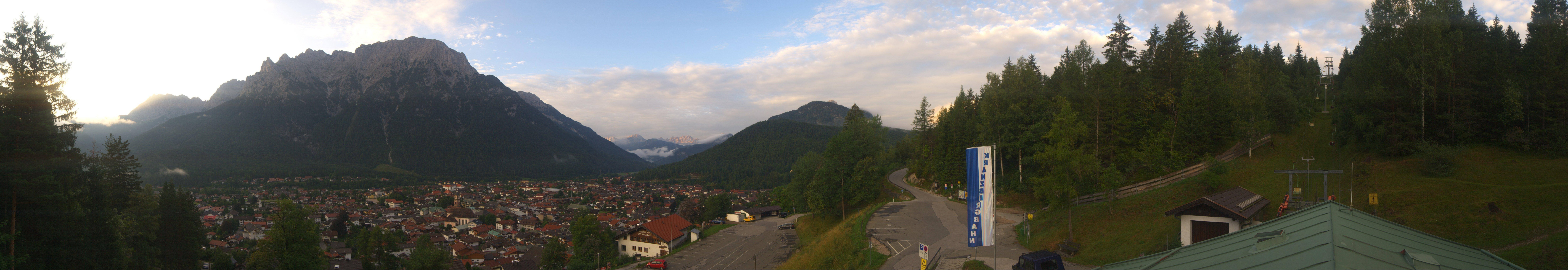 Archiv Foto Webcam Mittenwald Panoramablick