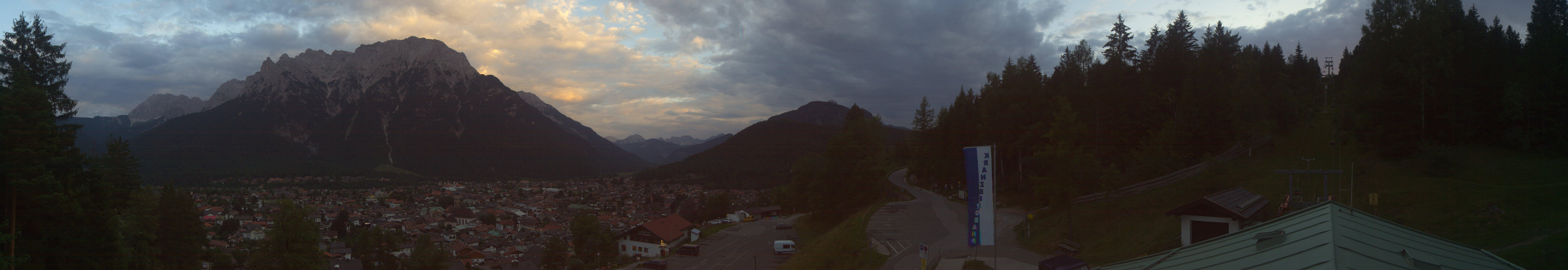 Archived image Webcam Mittenwald Panoramic view