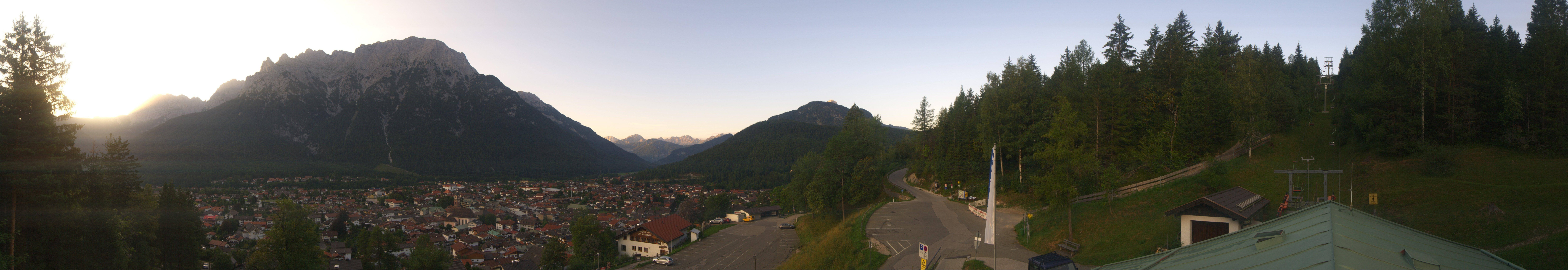 Archiv Foto Webcam Mittenwald Panoramablick