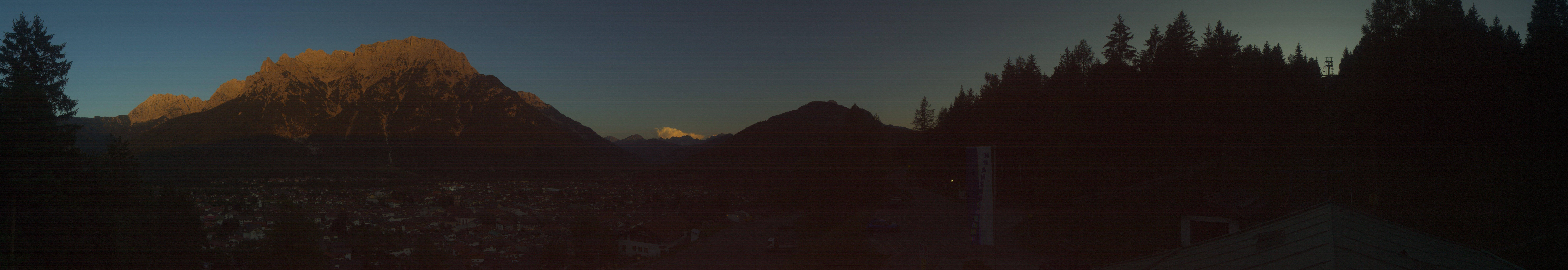 Archiv Foto Webcam Mittenwald Panoramablick