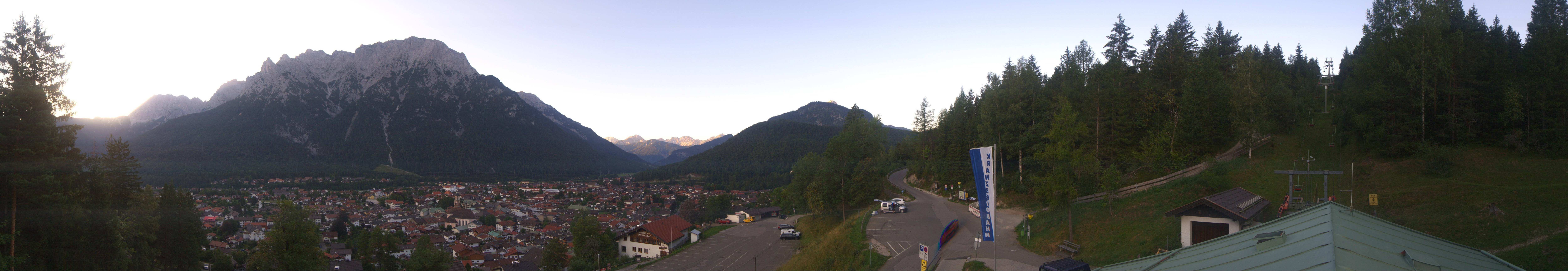 Archiv Foto Webcam Mittenwald Panoramablick