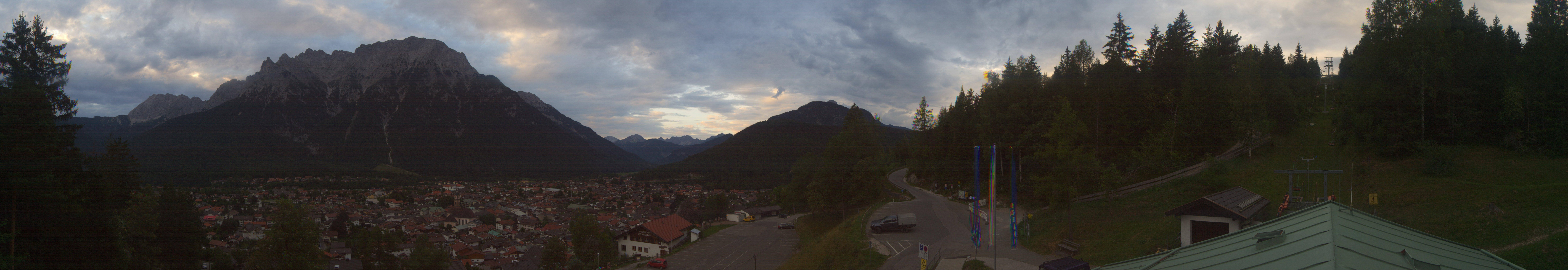 Archiv Foto Webcam Mittenwald Panoramablick
