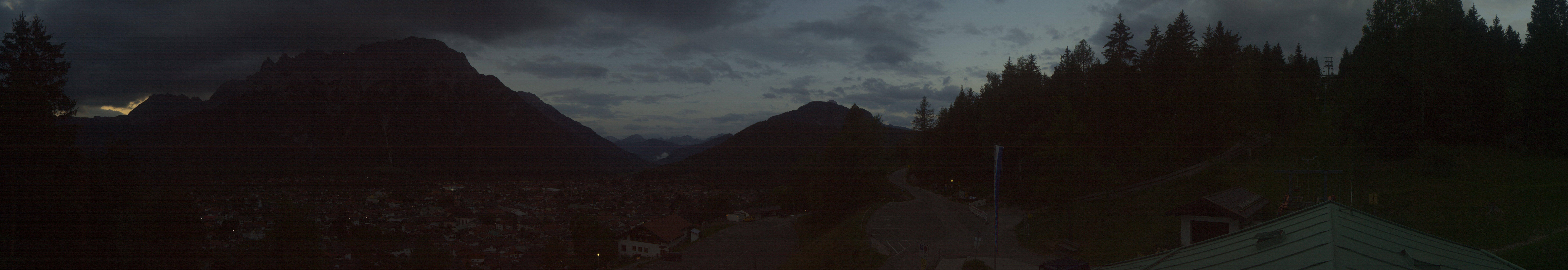 Archiv Foto Webcam Mittenwald Panoramablick
