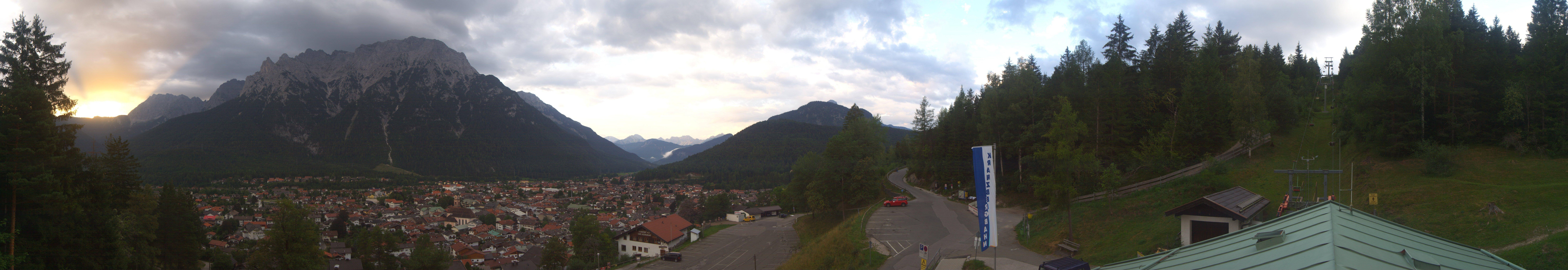 Archiv Foto Webcam Mittenwald Panoramablick