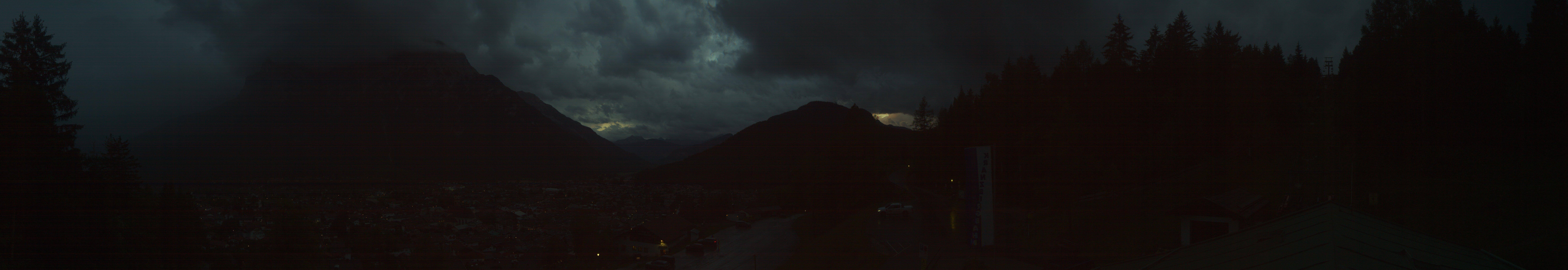 Archiv Foto Webcam Mittenwald Panoramablick