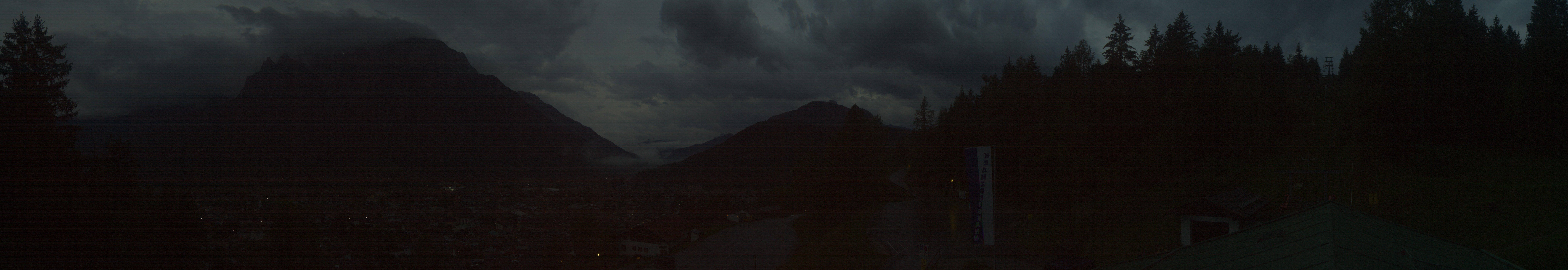 Archiv Foto Webcam Mittenwald Panoramablick
