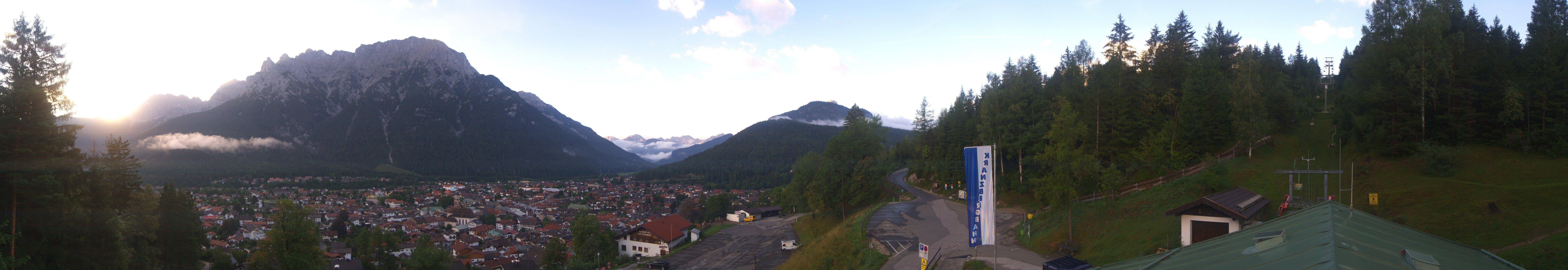 Archiv Foto Webcam Mittenwald Panoramablick
