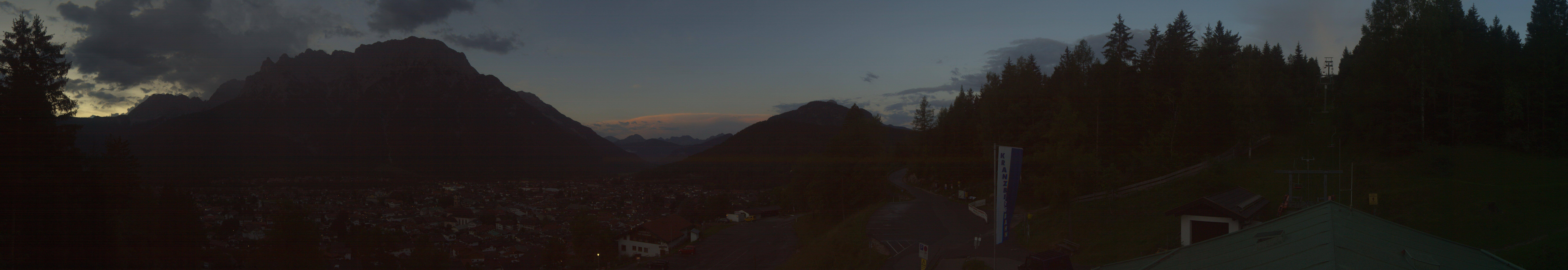 Archiv Foto Webcam Mittenwald Panoramablick