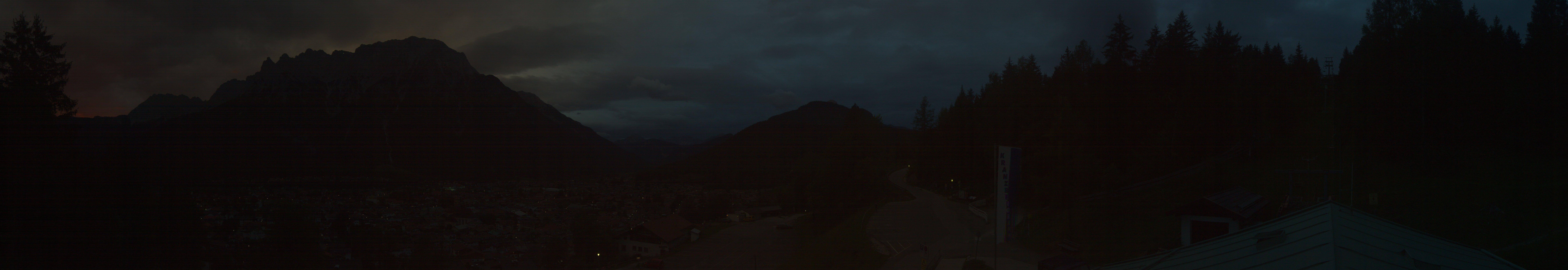 Archiv Foto Webcam Mittenwald Panoramablick