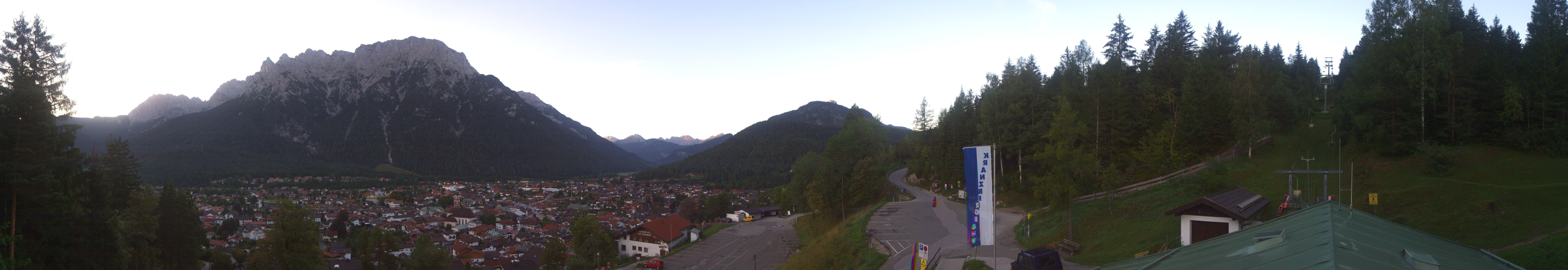 Archiv Foto Webcam Mittenwald Panoramablick