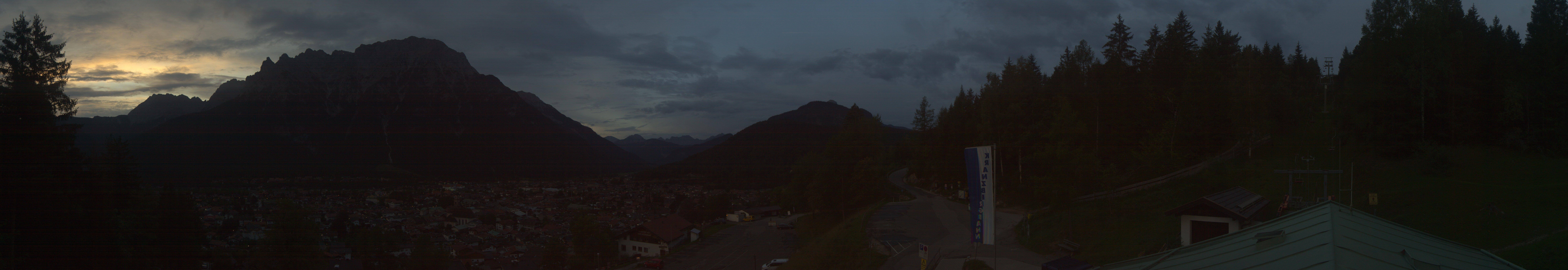 Archiv Foto Webcam Mittenwald Panoramablick