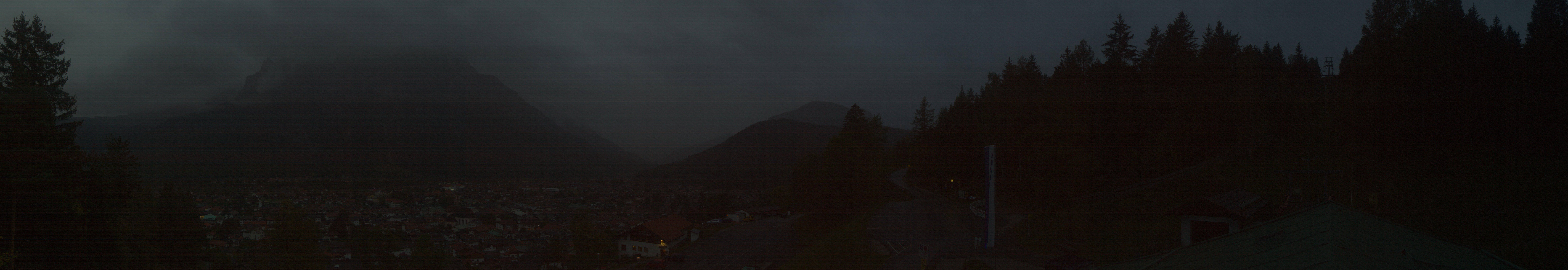 Archiv Foto Webcam Mittenwald Panoramablick