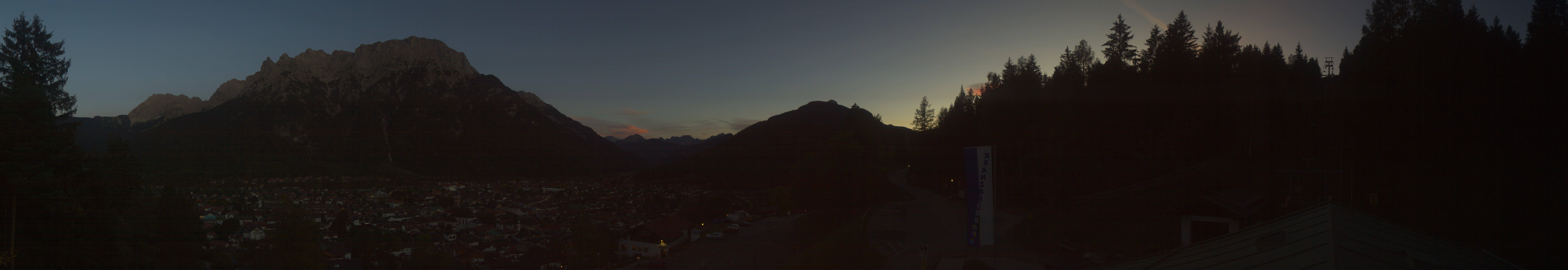 Archiv Foto Webcam Mittenwald Panoramablick