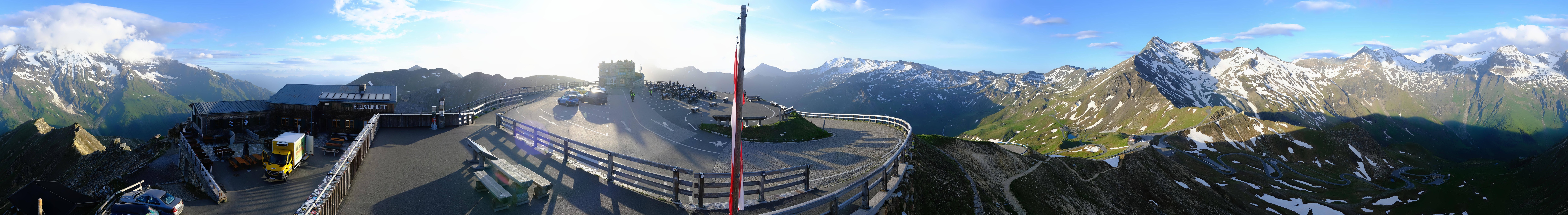 Archived image Webcam Panorama Grossglockner High Alpine Road - Edelweißhütte