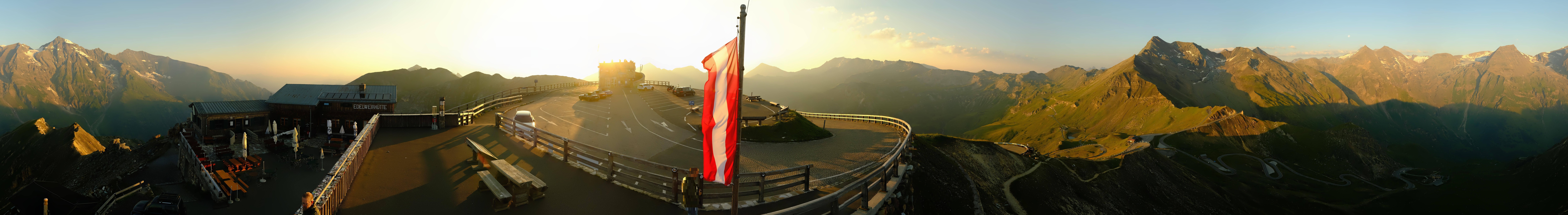 Archived image Webcam Panorama Grossglockner High Alpine Road - Edelweißhütte