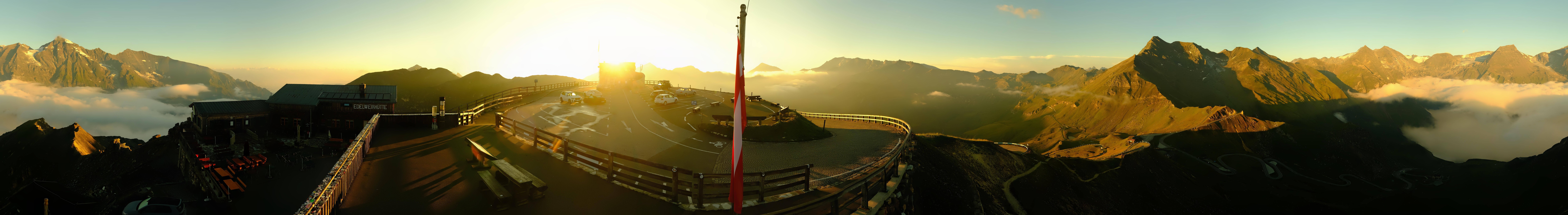 Archived image Webcam Panorama Grossglockner High Alpine Road - Edelweißhütte