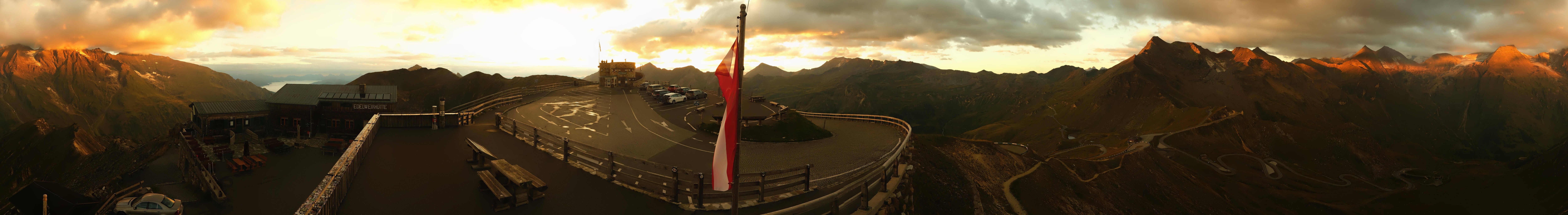 Archived image Webcam Panorama Grossglockner High Alpine Road - Edelweißhütte