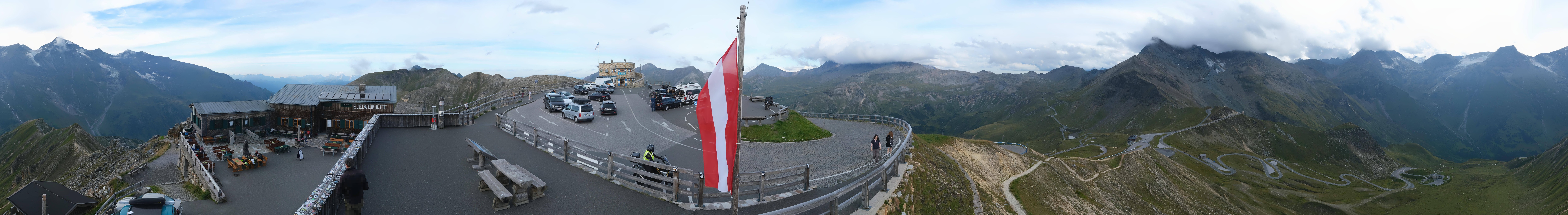 Archived image Webcam Panorama Grossglockner High Alpine Road - Edelweißhütte