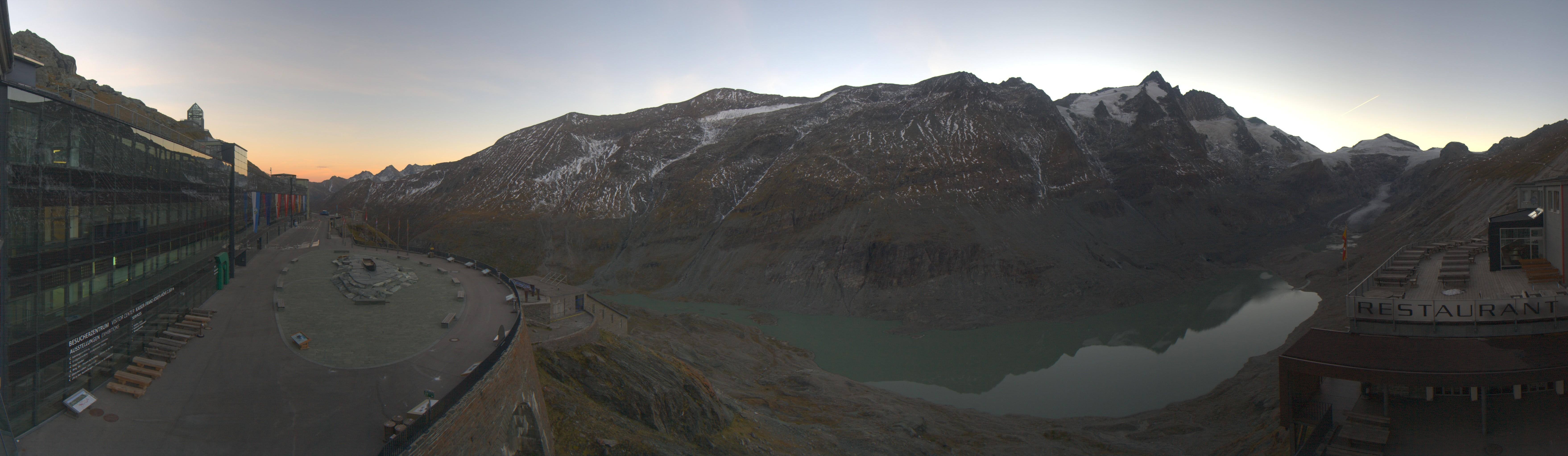 Archiv Foto Webcam Großglockner: Gletscherrestaurant Freiwandeck