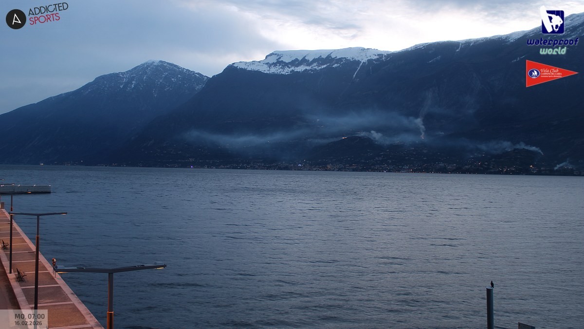 Archiv Foto Webcam Gardasee Campione del Garda