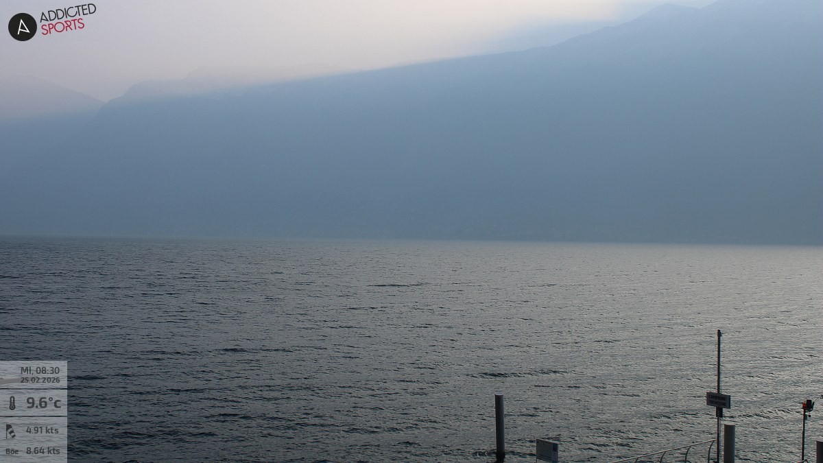 Archiv Foto Webcam Gardasee Campione del Garda