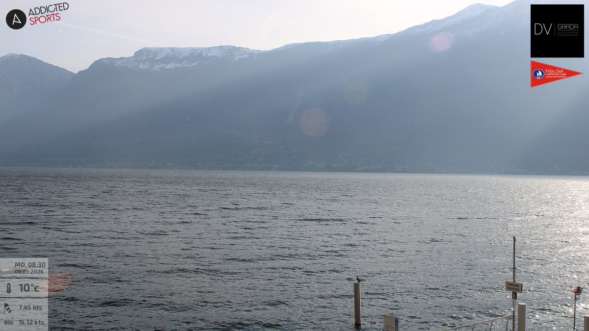 Archiv Foto Webcam Gardasee Campione del Garda