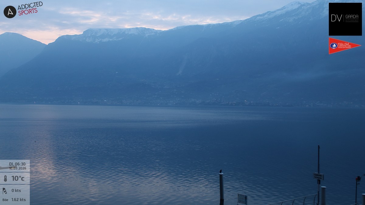 Archiv Foto Webcam Gardasee Campione del Garda