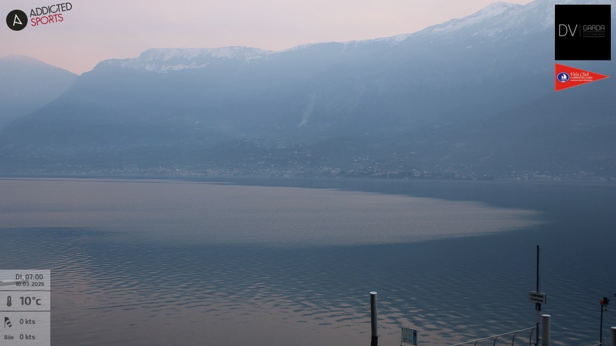 Archiv Foto Webcam Gardasee Campione del Garda