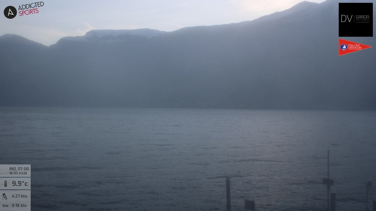 Archiv Foto Webcam Gardasee Campione del Garda