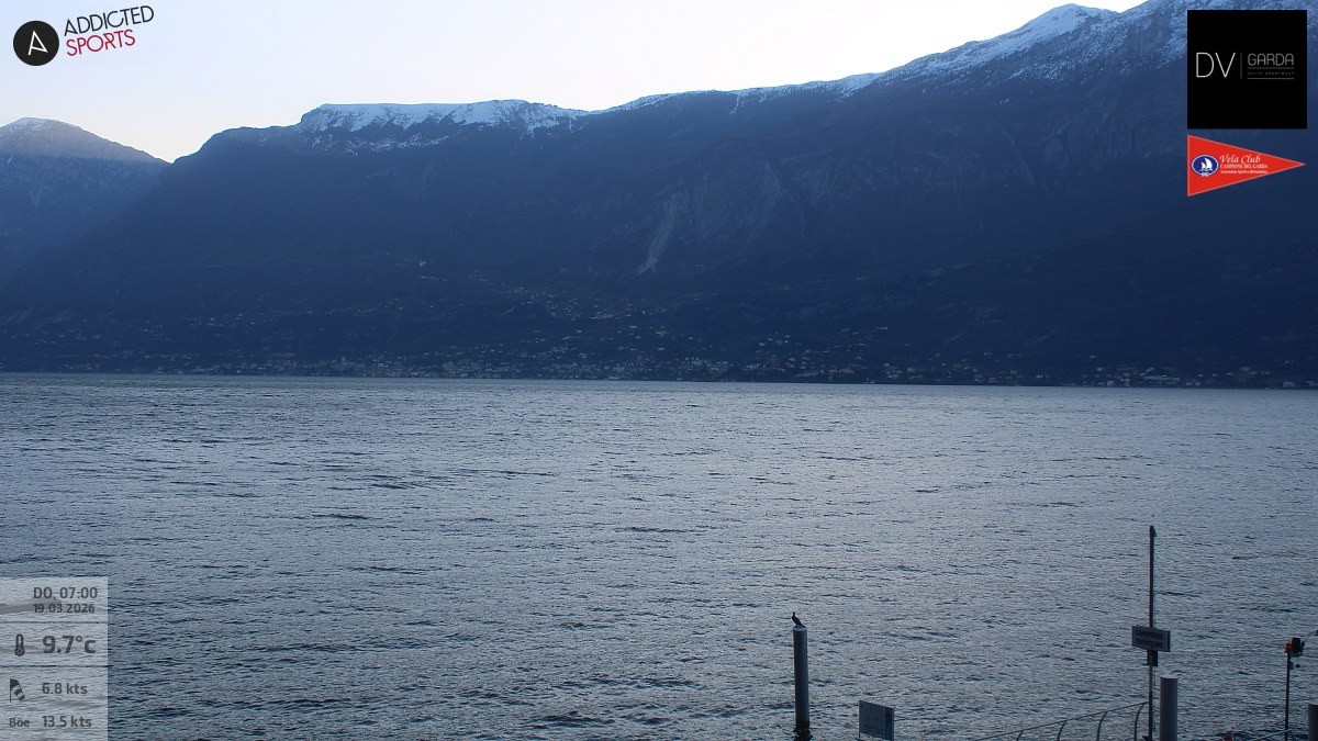 Archiv Foto Webcam Gardasee Campione del Garda
