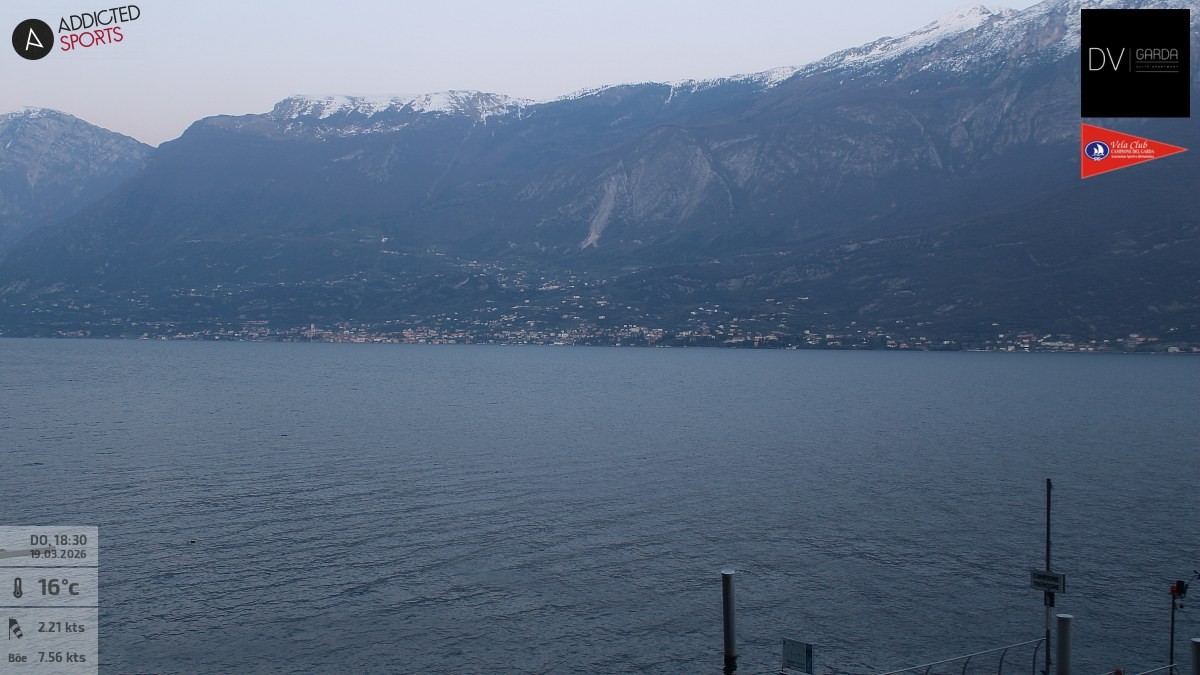 Archiv Foto Webcam Gardasee Campione del Garda
