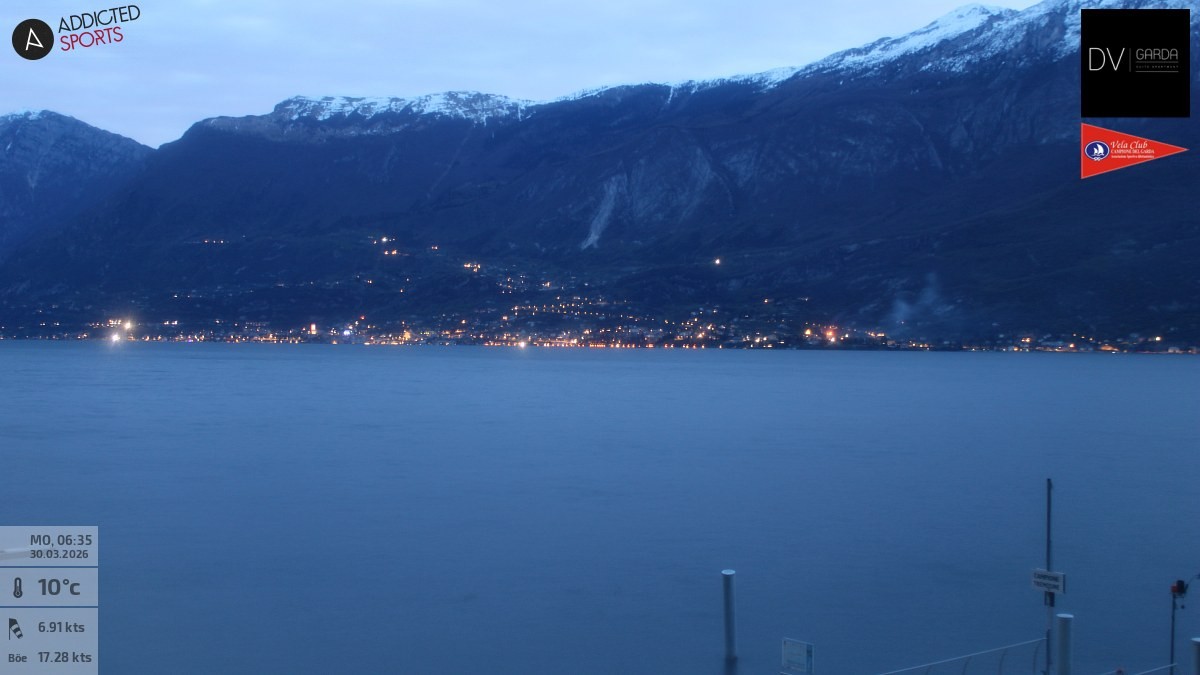 Archiv Foto Webcam Gardasee Campione del Garda