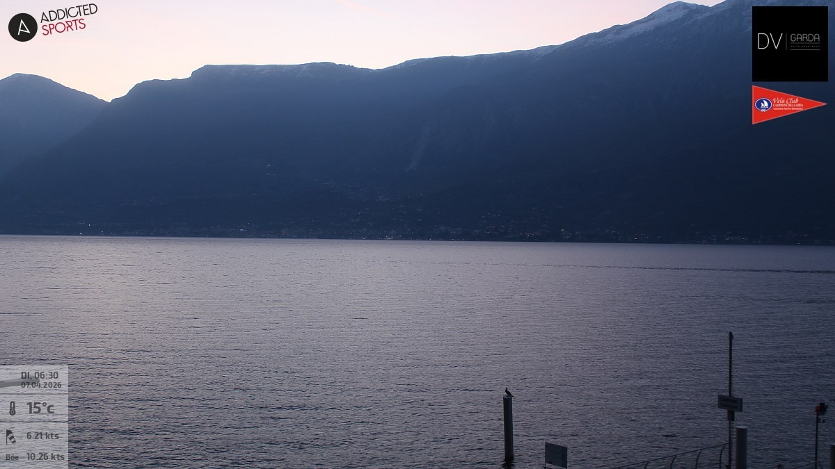 Archiv Foto Webcam Gardasee Campione del Garda