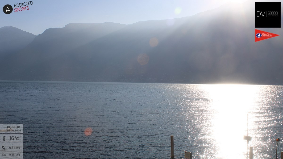 Archiv Foto Webcam Gardasee Campione del Garda