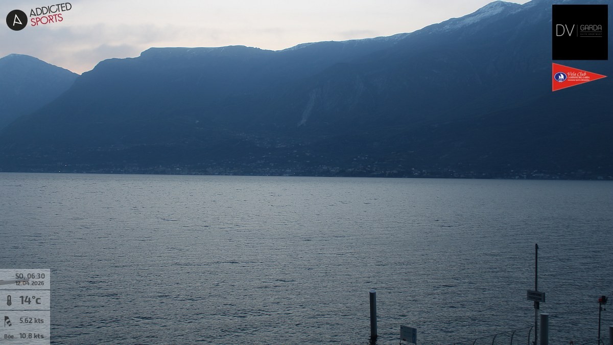 Archiv Foto Webcam Gardasee Campione del Garda
