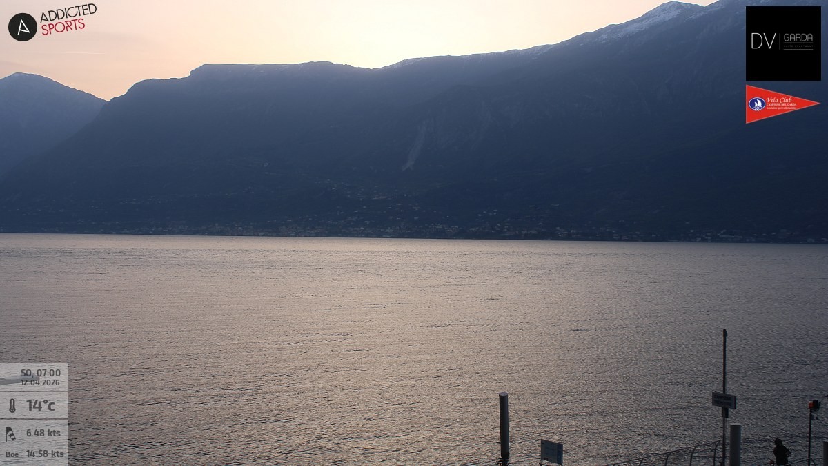 Archiv Foto Webcam Gardasee Campione del Garda