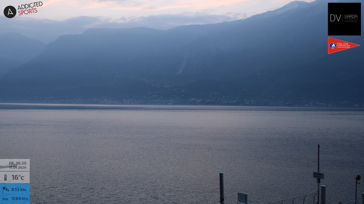 Archiv Foto Webcam Gardasee Campione del Garda