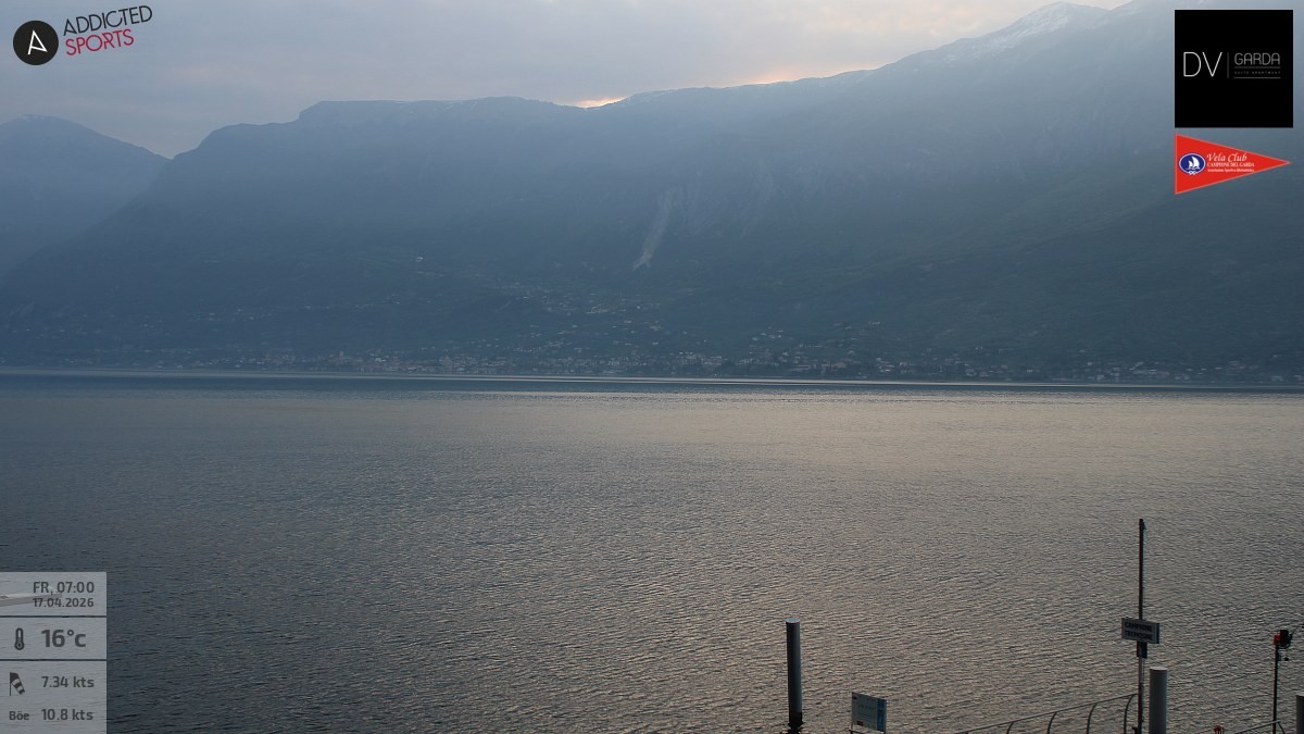 Archiv Foto Webcam Gardasee Campione del Garda