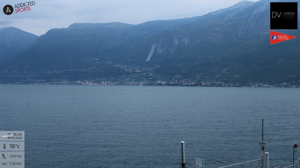 Archiv Foto Webcam Gardasee Campione del Garda
