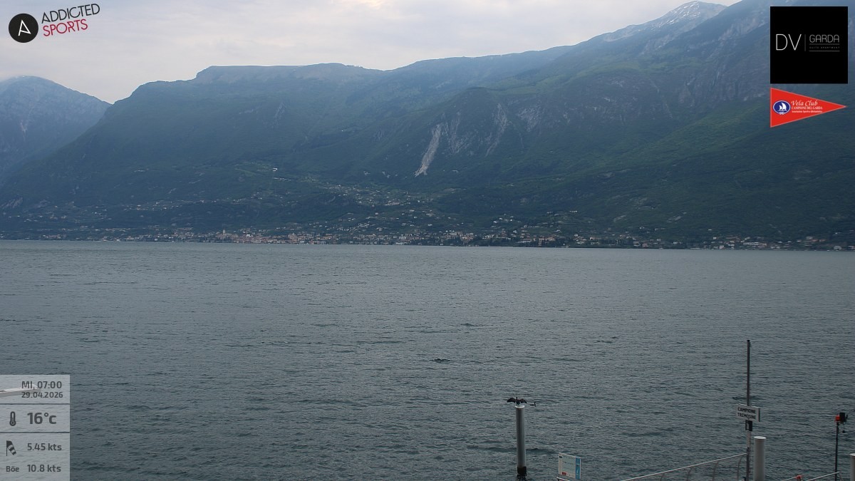 Archiv Foto Webcam Gardasee Campione del Garda