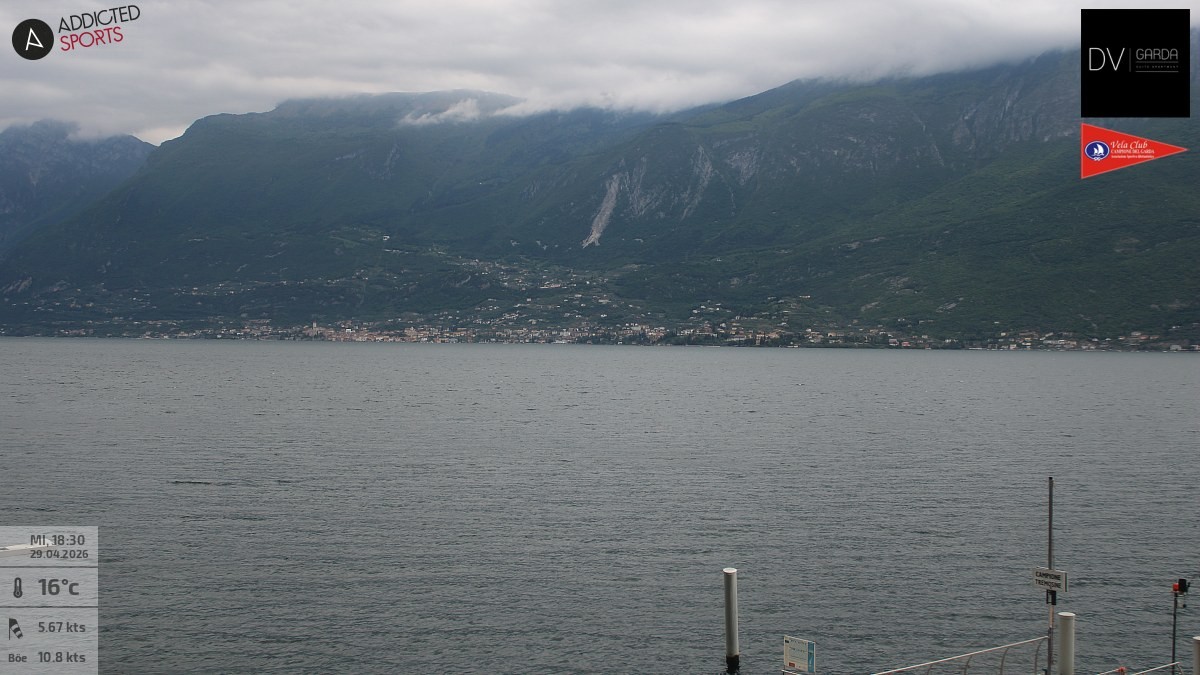 Archiv Foto Webcam Gardasee Campione del Garda