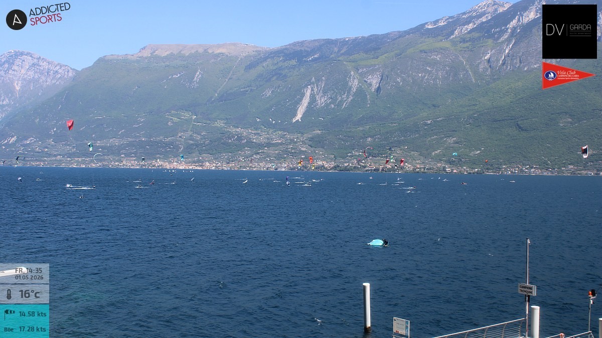 Archiv Foto Webcam Gardasee Campione del Garda