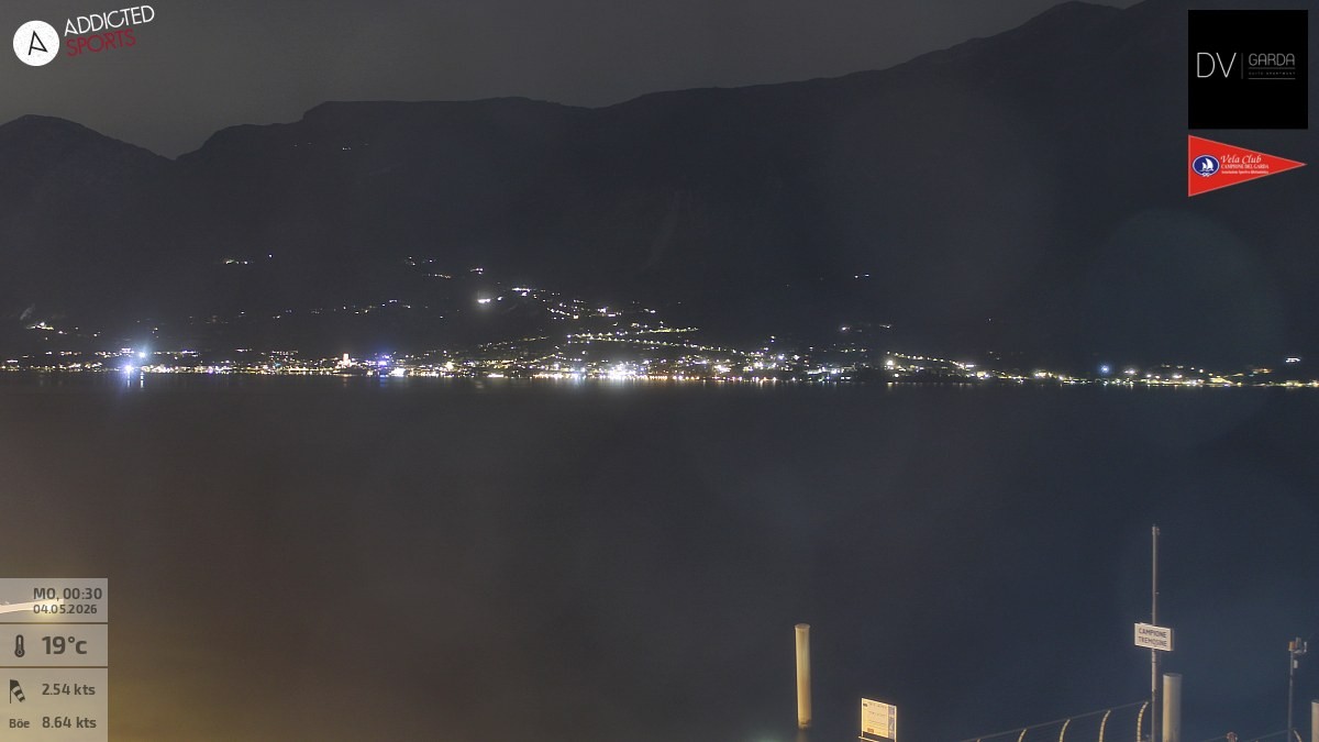 Archiv Foto Webcam Gardasee Campione del Garda