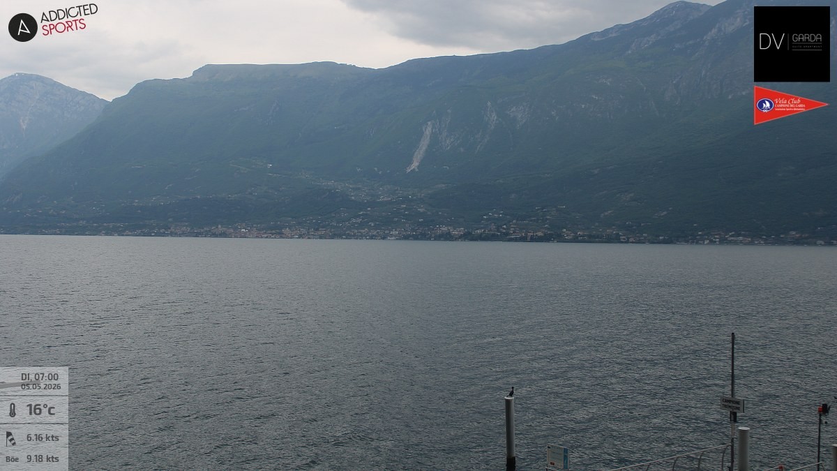 Archiv Foto Webcam Gardasee Campione del Garda