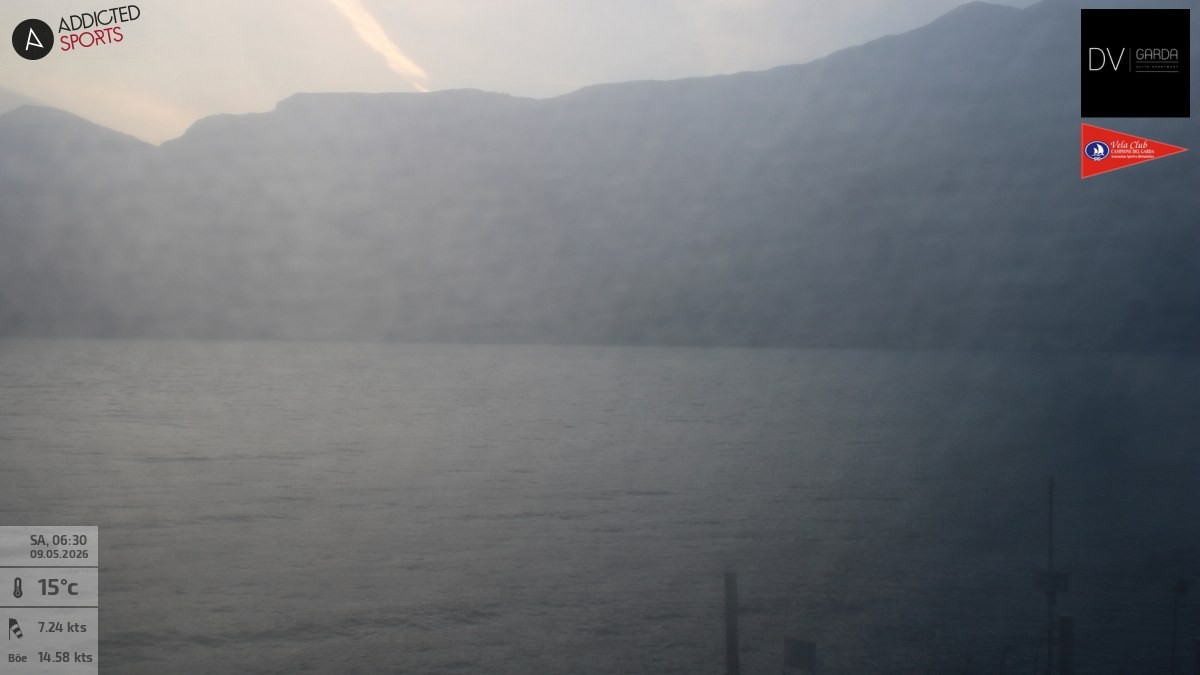 Archiv Foto Webcam Gardasee Campione del Garda