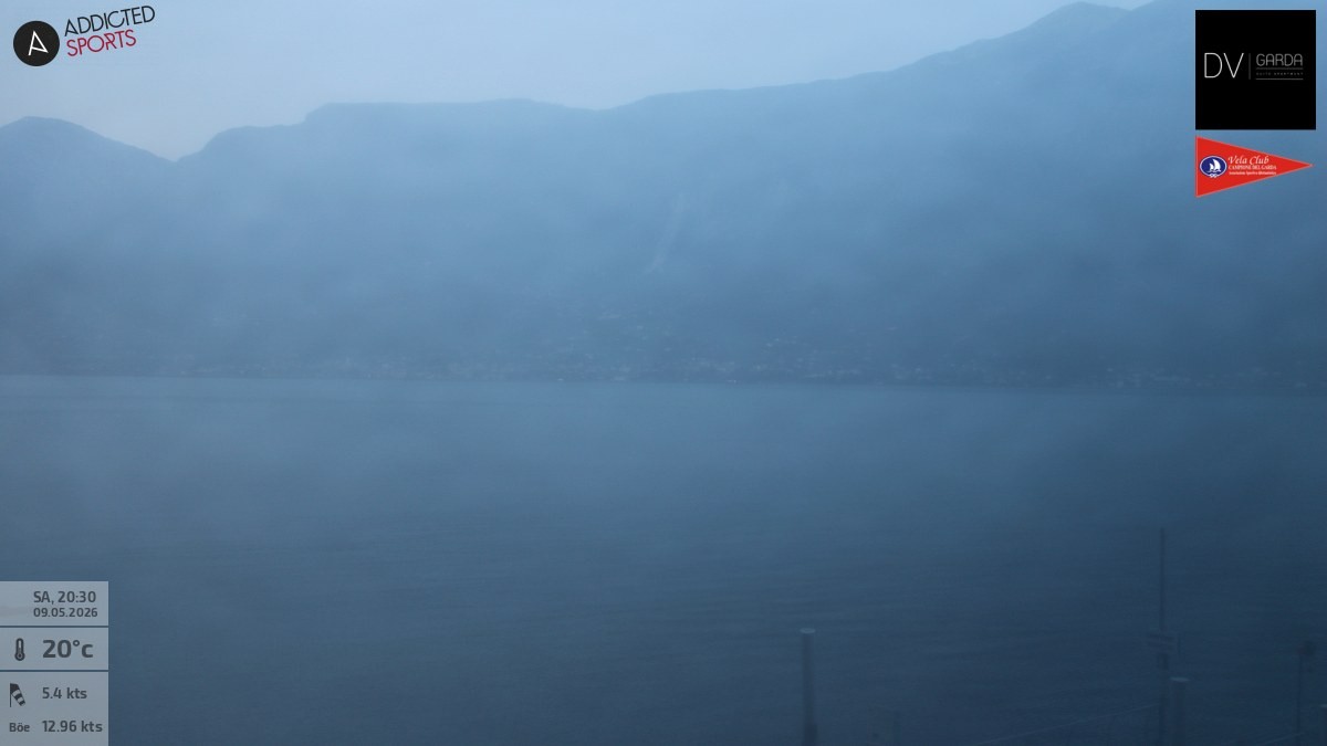 Archiv Foto Webcam Gardasee Campione del Garda