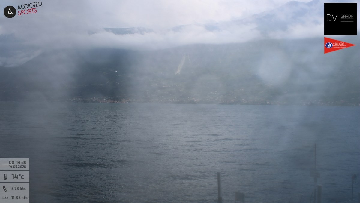 Archiv Foto Webcam Gardasee Campione del Garda